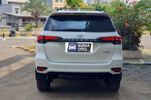 Dijual 2019 Toyota Fortuner 2.4 VRZ AT bekas