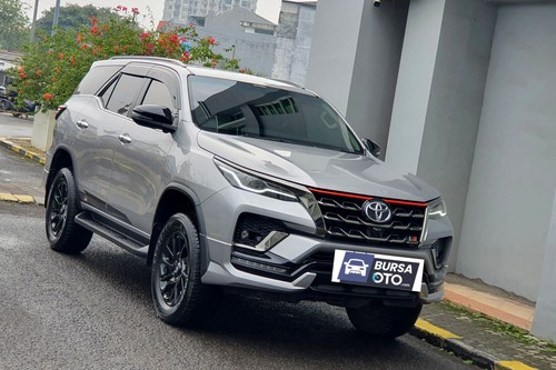 Beli mobil bekas