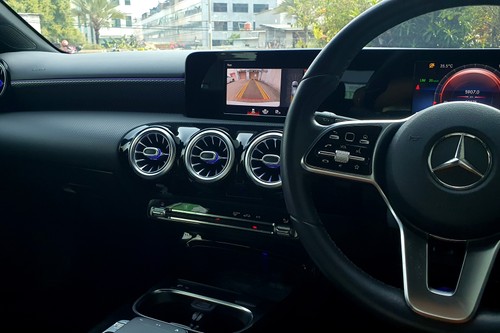Dijual 2019 Mercedes Benz A-Class Sedan A200 Progressive Line bekas