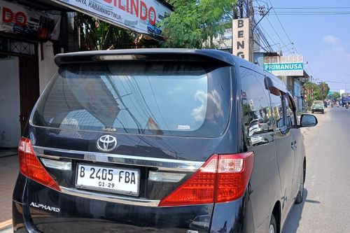 Dijual 2013 Toyota Alphard 2.4 AT bekas