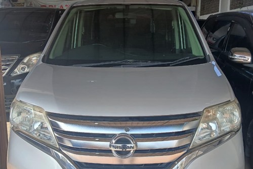 2013 Nissan Serena  2.0 X AT HWS bekas