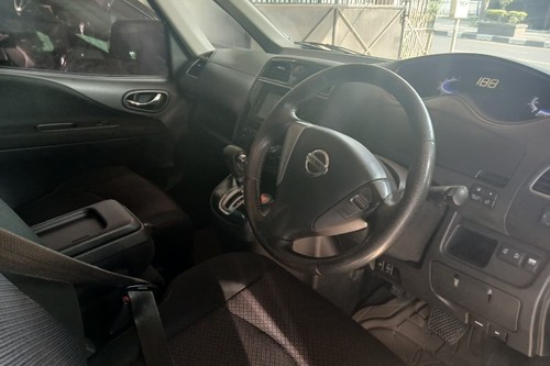 Dijual 2013 Nissan Serena 2.0 X AT HWS bekas