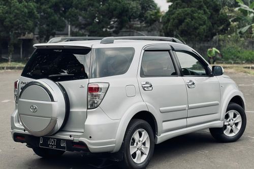 Dijual 2012 Toyota Rush S  MT bekas