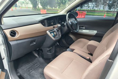 2017 Toyota Calya G AT tua