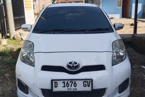 2013 Toyota Yaris  E AT bekas