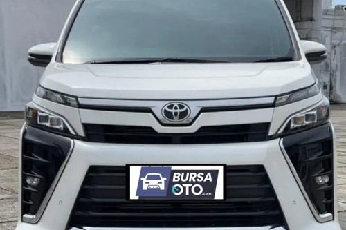 Used 2018 Toyota Voxy 2.0L AT