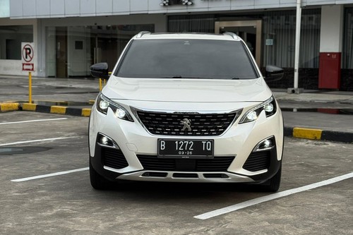 2020 Peugeot 5008 Active bekas