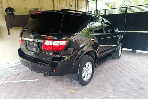 2009 Toyota Fortuner 2.7 G LUX AT tua