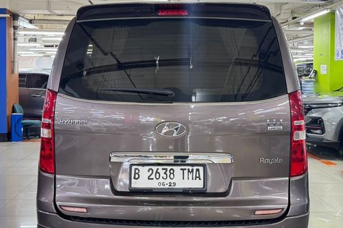 Dijual 2017 Hyundai H1 ROYALE AT bekas