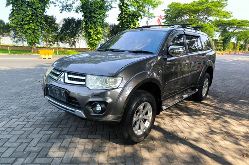 2015 Mitsubishi Pajero Sport Dakar AT 4x2 bekas