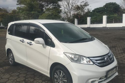 2015 Honda Freed PSD tua