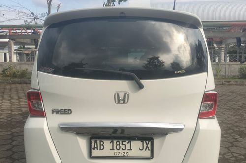 2015 Honda Freed PSD bekas