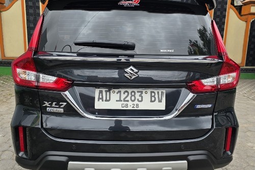 Dijual 2023 Suzuki XL7 Hybrid Alpha AT bekas