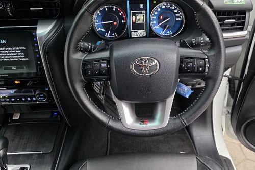 2024 Toyota Fortuner 2.8 VRZ 4x2 AT tua