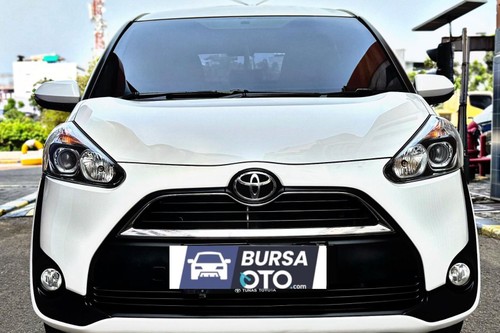 2019 Toyota Sienta V CVT bekas