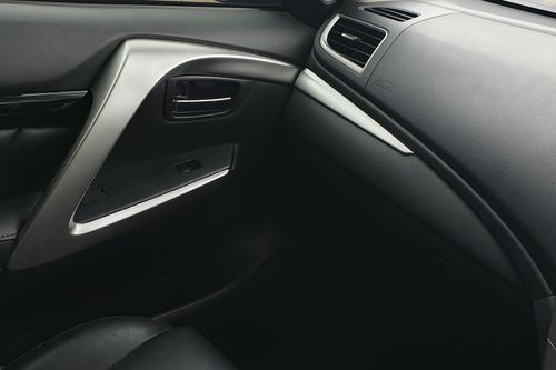 2023 Mitsubishi Pajero Sport Dakar AT 4x2 bekas