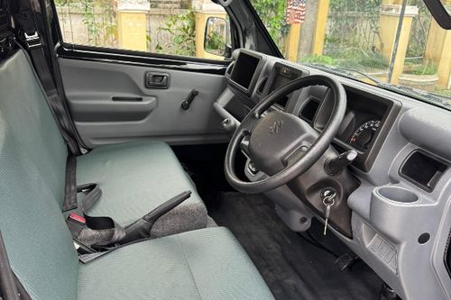 2023 Suzuki Carry 1.0 Standar PU bekas