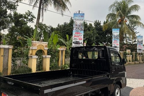 2023 Suzuki Carry 1.0 Standar PU bekas