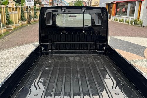 2023 Suzuki Carry 1.0 Standar PU bekas