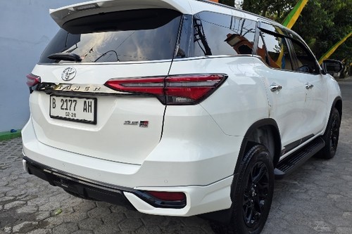 Dijual 2023 Toyota Fortuner 2.8 VRZ 4x2 AT bekas