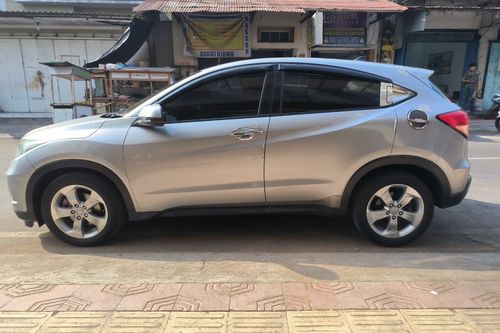 Beli mobil bekas