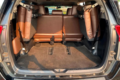 2017 Toyota Innova REBORN DIESEL G 2.5 AT tua