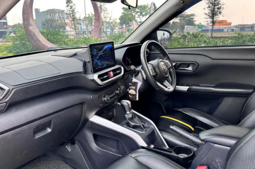 Dijual 2021 Toyota Raize 1.0T GR CVT TSS TWO TONE bekas