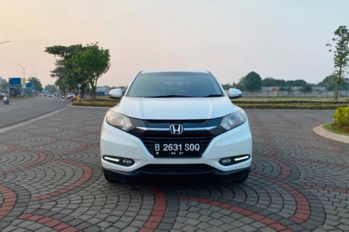 Second hand 2017 Honda HRV 1.5L E CVT 