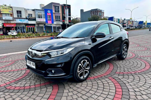 Dijual 2021 Honda HRV 1.5 E AT bekas