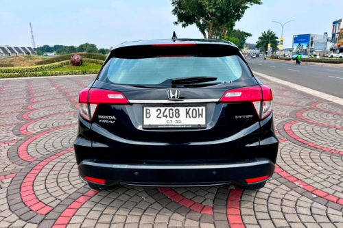 2021 Honda HRV 1.5 E AT bekas