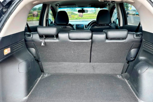 Dijual 2021 Honda HRV 1.5 E AT bekas