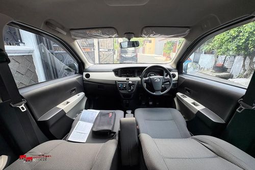 2022 Daihatsu Sigra 1.2 X DLX MT tua