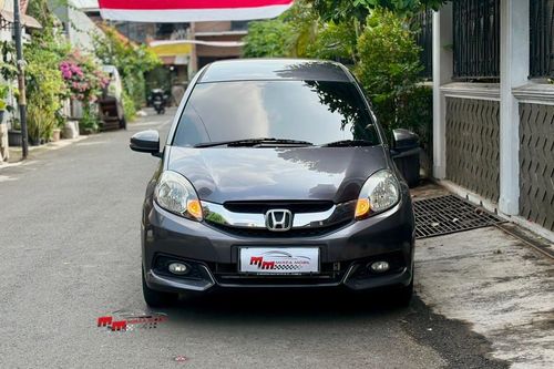 Beli mobil bekas