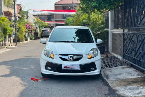 Beli mobil bekas