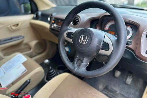 Beli mobil bekas