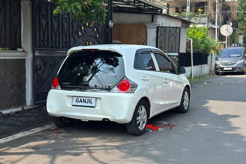 Dijual 2013 Honda Brio E 1.3L M/T bekas