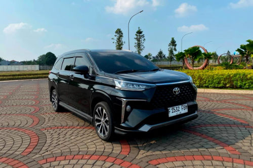 2023 Toyota Avanza Veloz VELOZ FACELIFT 1.5 AT tua