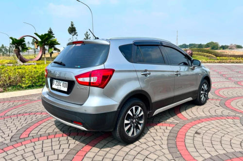 2019 Suzuki SX4 S Cross AT tua
