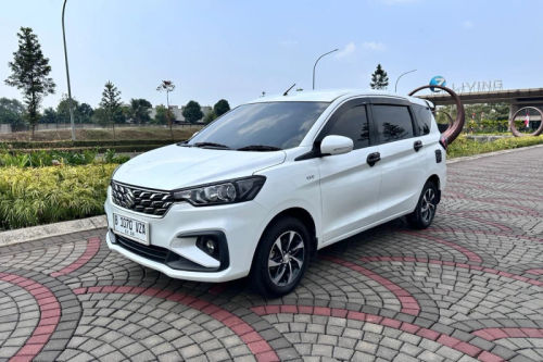 Dijual 2023 Suzuki Ertiga Smart Hybrid GX AT bekas