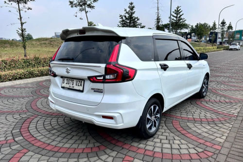 2023 Suzuki Ertiga Smart Hybrid GX AT bekas
