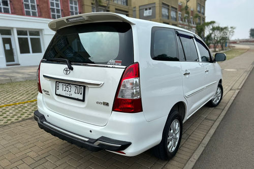 Old 2023 Toyota Innova BENSIN J 2.0 MT