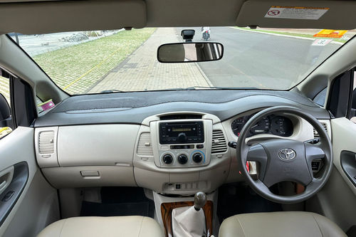Used 2023 Toyota Innova BENSIN J 2.0 MT