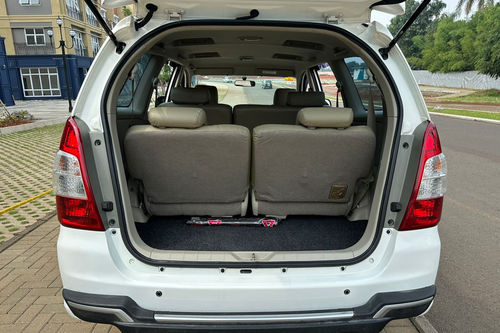 Used 2023 Toyota Innova BENSIN J 2.0 MT