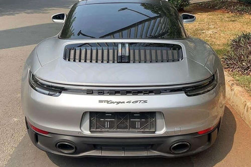 2022 Porsche 911 Targa 4 GTS Manual Bekas