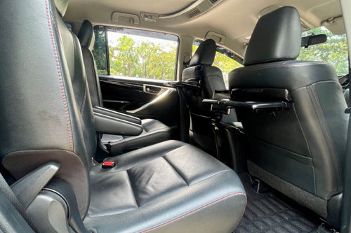 Used 2021 Toyota Kijang Innova REBORN 2.4 Q MT DIESEL VENTURER