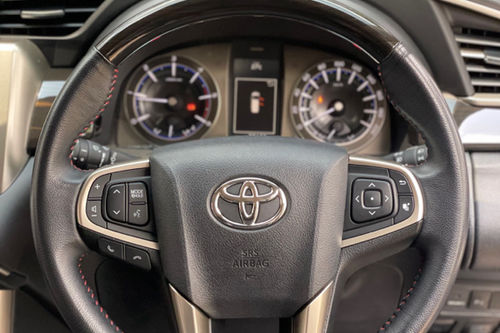 Used 2021 Toyota Kijang Innova REBORN 2.4 Q MT DIESEL VENTURER