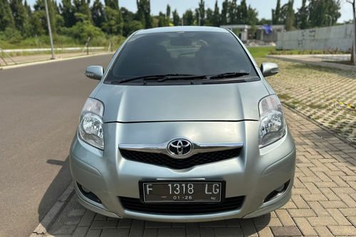 2010 Toyota Yaris E 1.5L AT