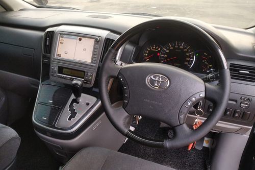 Used 2005 Toyota Alphard 2.4 S A/T MNB