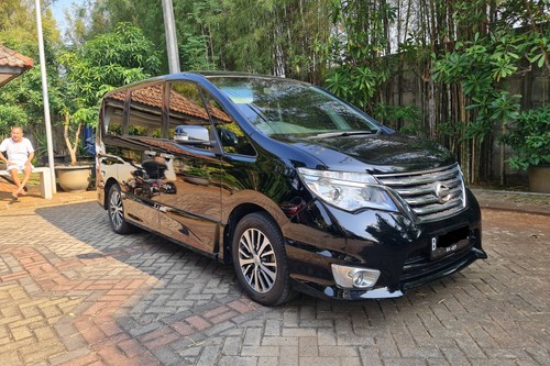 2017 Nissan Serena  HIGHWAY STAR 2.0 L/HS A/T bekas