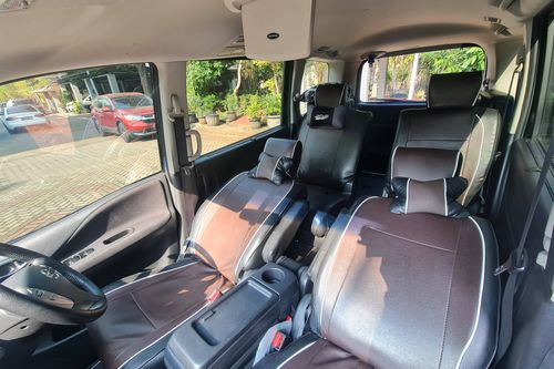 2017 Nissan Serena HIGHWAY STAR 2.0 L/HS A/T bekas